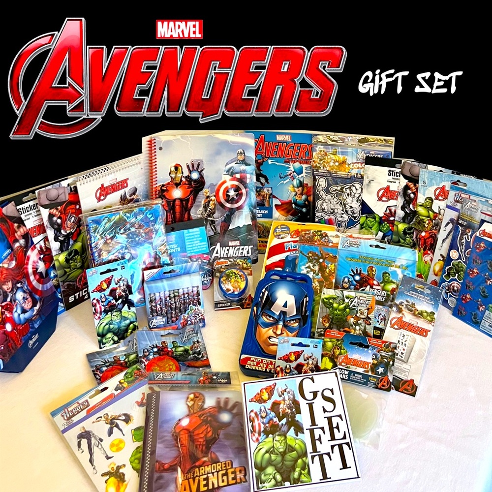 AVENGERS ASSEMBLE GIFT SET